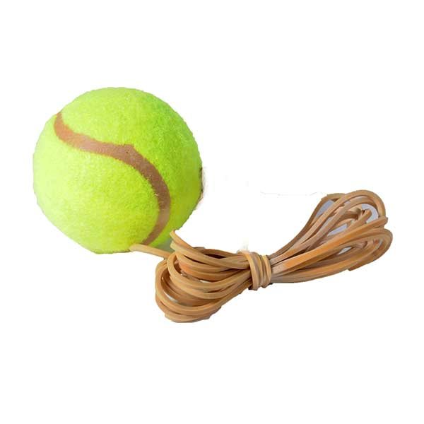Ekstra bold til tennis-træner