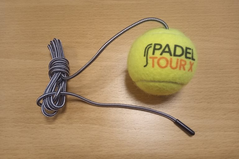 R800-3 Pro bold til tennis-træner